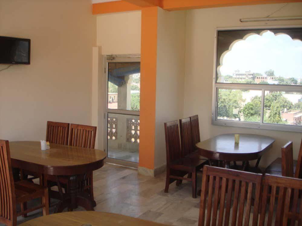 Pushkar Lake Palace מראה חיצוני תמונה