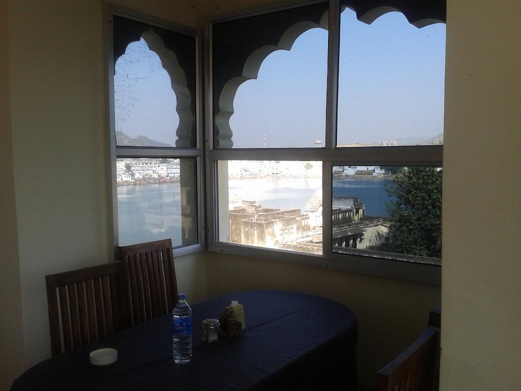 Pushkar Lake Palace מראה חיצוני תמונה
